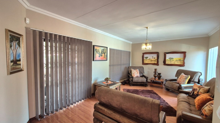 3 Bedroom Property for Sale in Roodia Free State